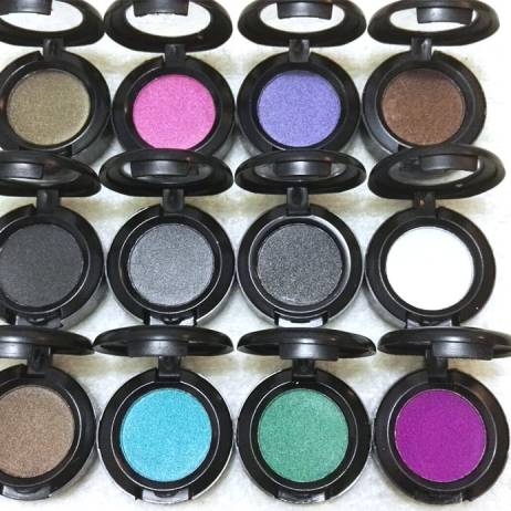 Free Shipping Glitter Eyeshadow Smokey Makeup Eye Shadow Powder 1.5g Metallic Shimmer Humid Color White Trost Color M2500D 1 Pcs