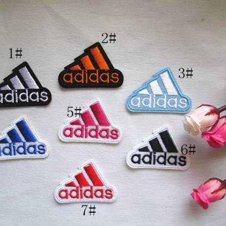 1 PCS Small size Sport Cloth Logo Embroidery Brand Patch Plaid Stickers Felt Patches Embroidered Badge Factory Direct