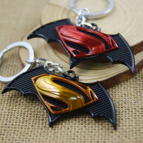 Cartoon Superman vs batman keychain superhero keychain Batman keychains key rings gift key holder for cars