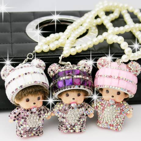 Panda head Kiki Girls Car Rear view mirror Pendant Pearl Diamond Ornaments Monchichi Car Accessories (send a pearl chain)