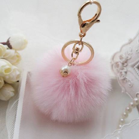 Fluffy Ball Keychain Cute Simulation Rabbit Fur Ball Key Chain For Car Key Ring Car Ornaments Bag Pendant key ring