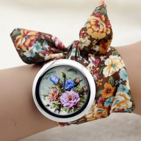 New design Geneva Ladies flower cloth wristwatch fashion women dress watch high quality fabric watch sweet girls Bracelet watch