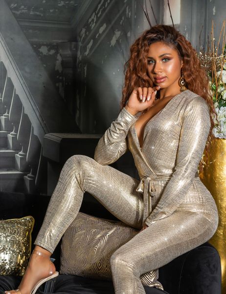 cosmoda-collection-sexy-glamour-v-halter-jumpsuit-met-riem-goud(5695)