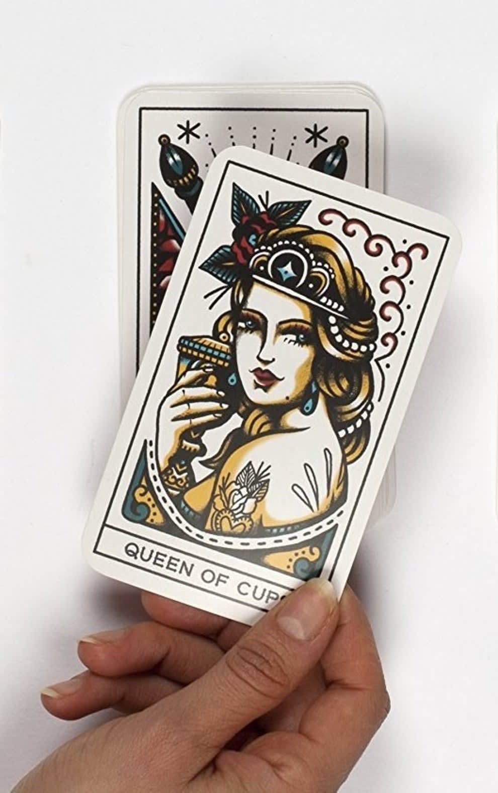 14 jogos de Tarot que mesmo quem não sabe ler as cartas vai querer ter