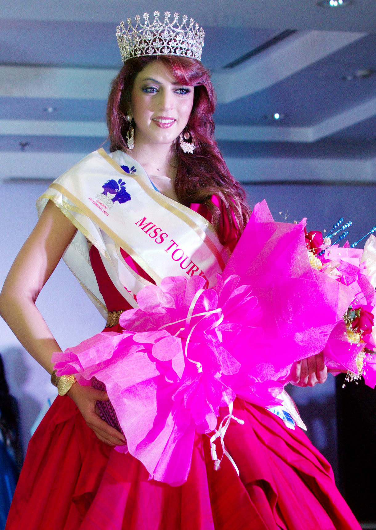 ishika-taneja-miss-tourism-india-2016-2017 | Buzzsouk.com