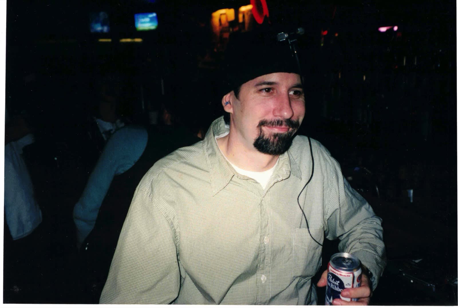 Al Dorsey recording All-Night Movers Grateful Dead style at Hank's Saloon, Brooklyn, NY, March 3, 2003.