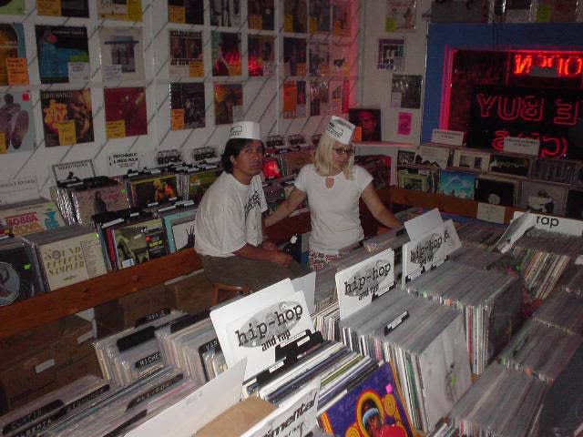 Ka-Nives and All-Night Movers at Sound Exchange, Houston, TX, April 24, 2003. Ka-Nives and All-Night Movers at Sound Exchange, Houston, TX, April 24, 2003.