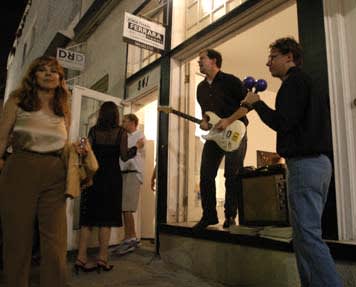 All-Night Movers played at Jonathan Ferrara Gallery on Carondelet Street, October 9, 2002. All-Night Movers played at Jonathan Ferrara Gallery on Carondelet Street, October 9, 2002.