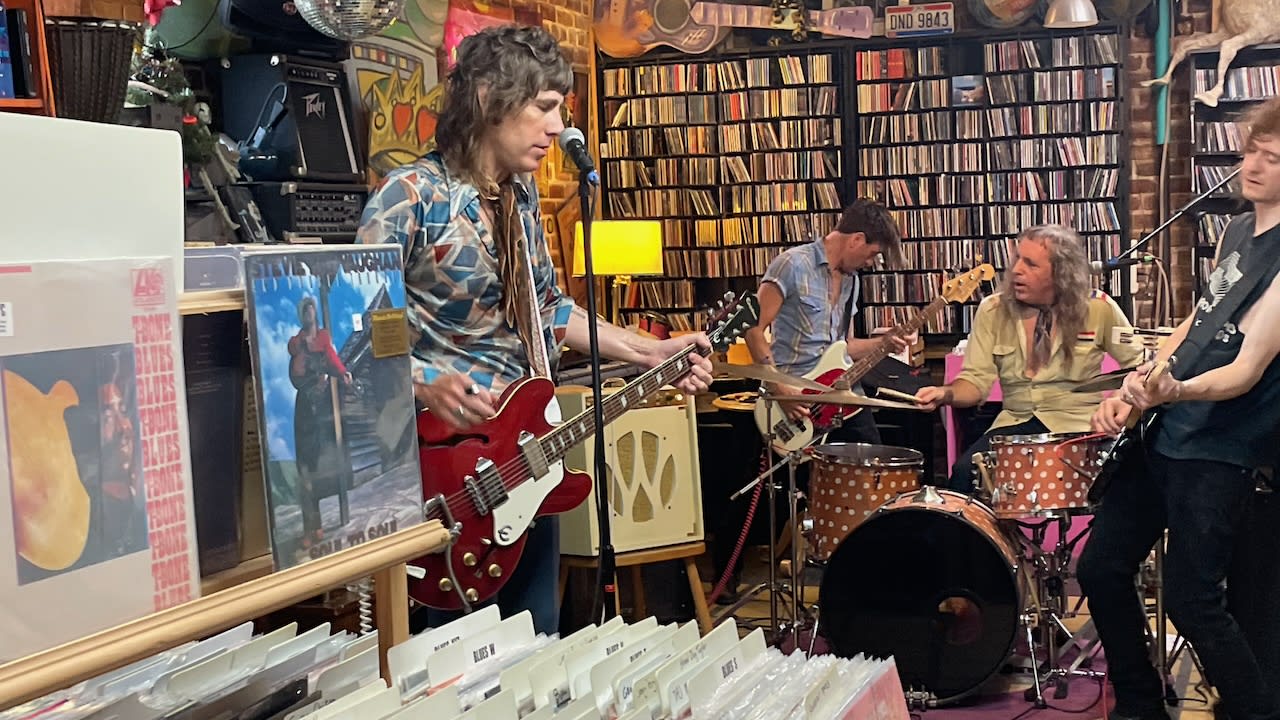 Josh Lee Hooker's Nite Nurse play a great show at Euclid Records.