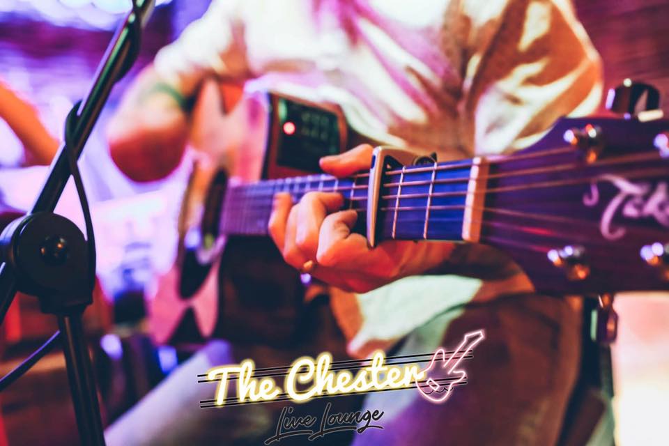 LIVE BANDS EVERY SATURDAY NIGHT FROM 8.30PM