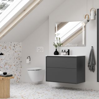 Ifö Sense art badeværelsesmøbler passer perfekt ind i det lyse badeværelse.