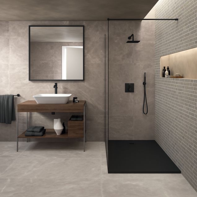 Flot badeværelse med produkter fra Ideal Standard