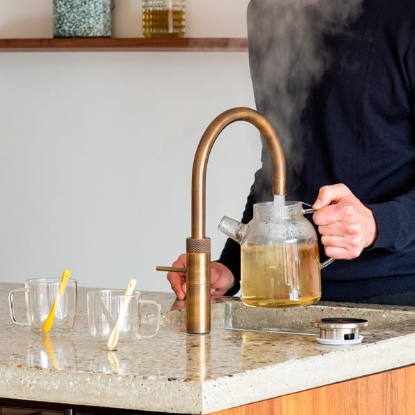 Hvor lang tid holder en Quooker?