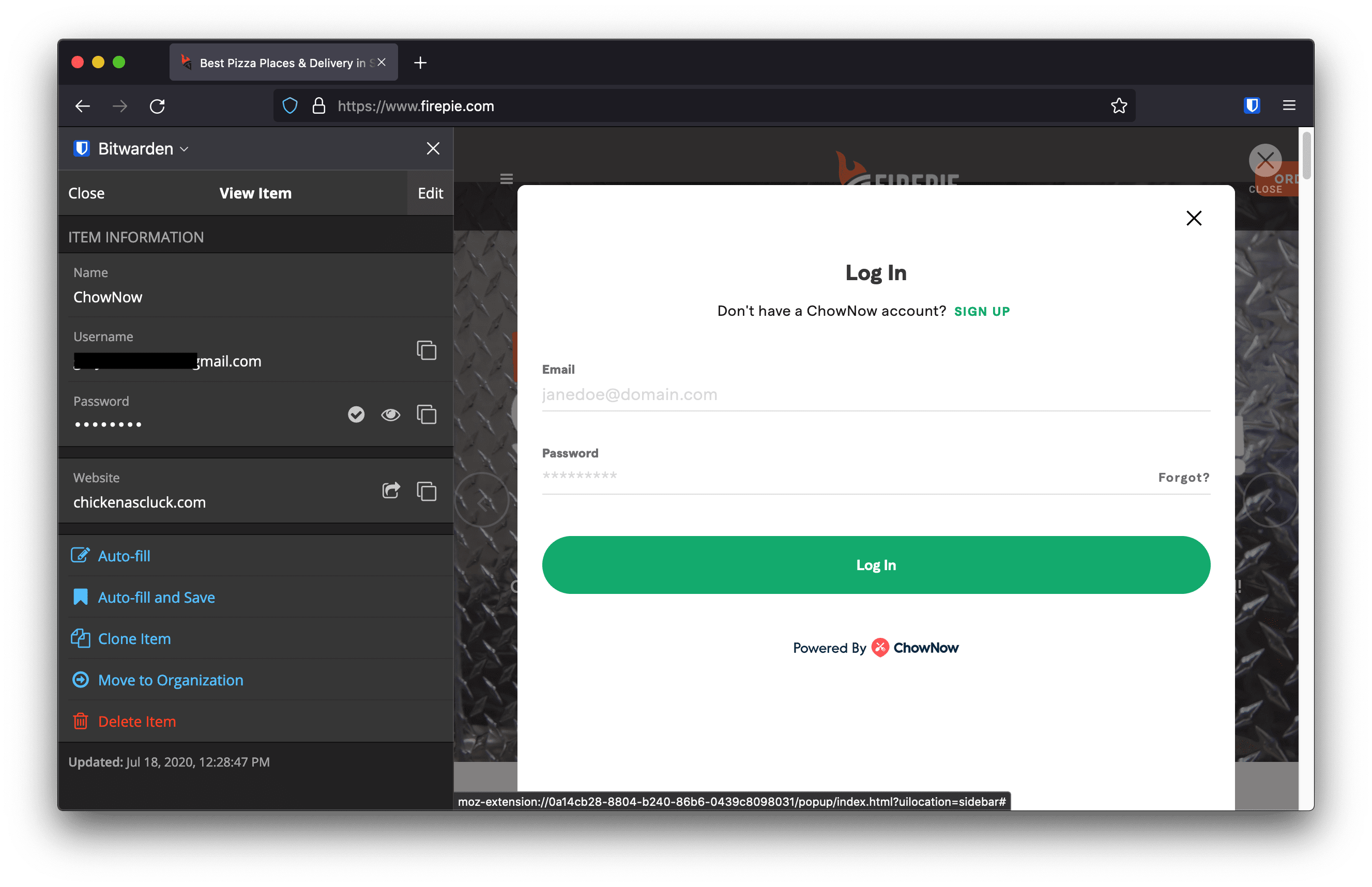 Bitwarden vault sidebar shows chickenascluck.com as website