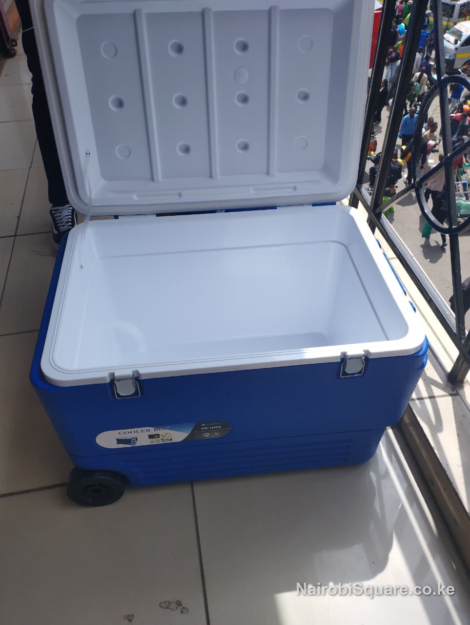 Premier 100ltrs Cooler Box