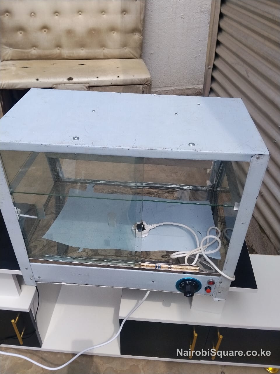Single Tray Chips Display