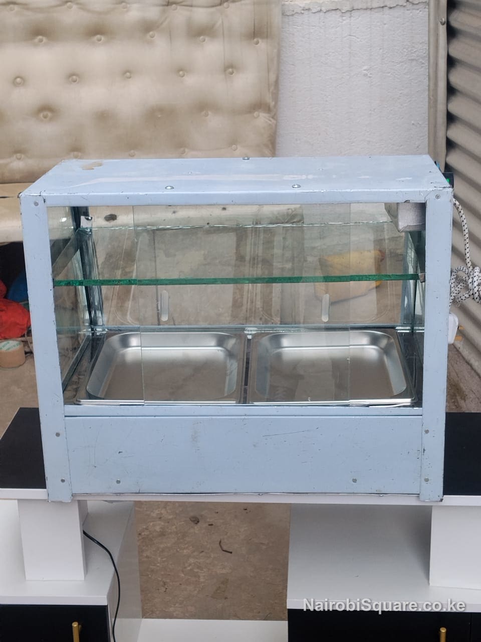 Double Chips Display/Warmer
