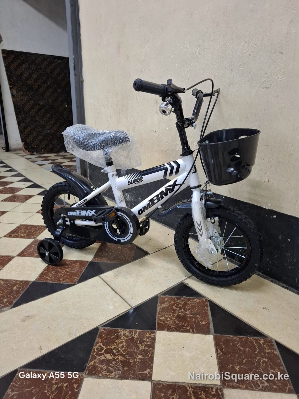 Kids Bicycle Size 16 BMX Style with Basket & Training Wheels