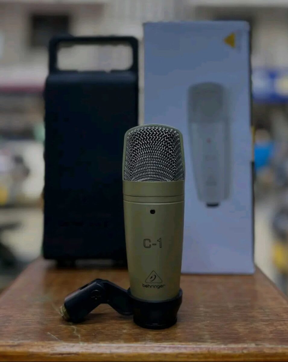 Behringer C-1 Studio Condenser Microphone – Professional Cardioid Vocal Mic