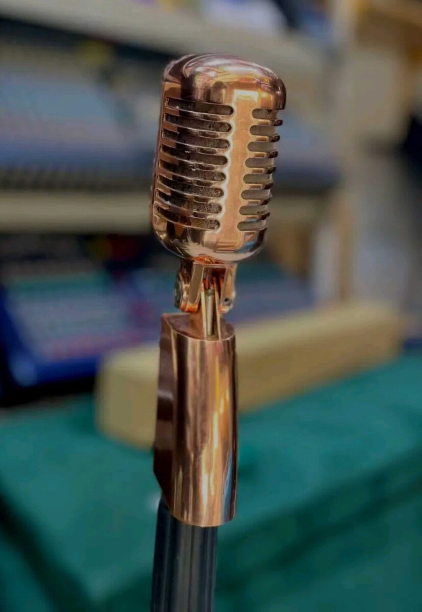 vintage-style dynamic vocal microphone