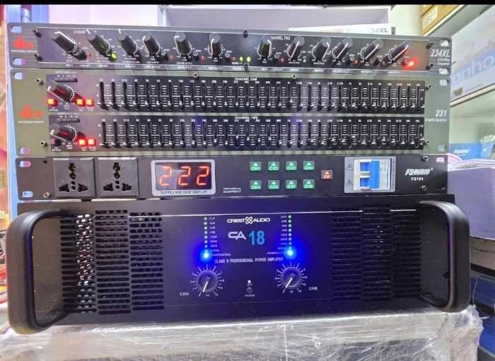 Crest Audio CA18 Professional Sound System Set with dbx Equalizer and Crossover