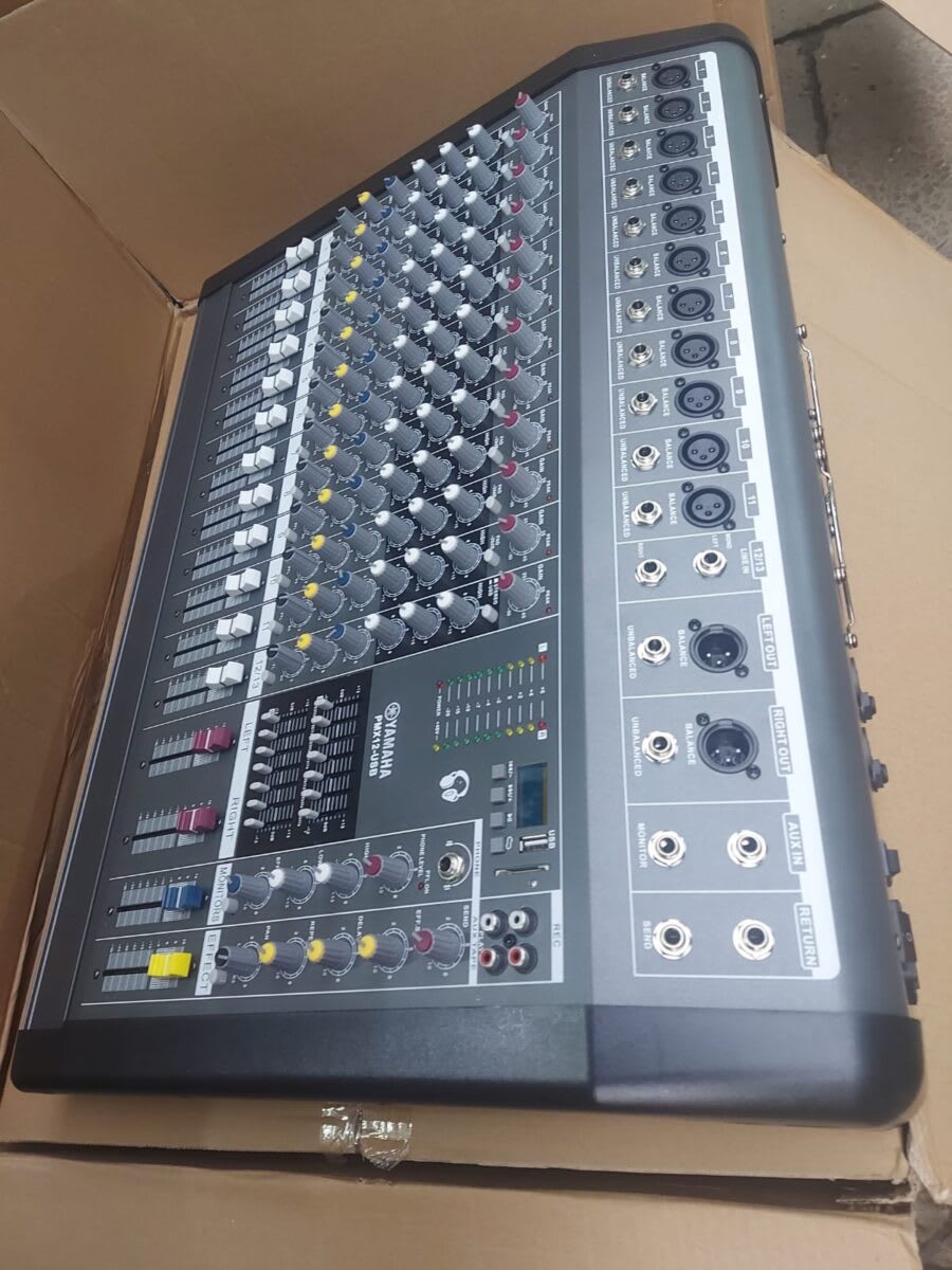 Yamaha 12 Channel Powered Mixer