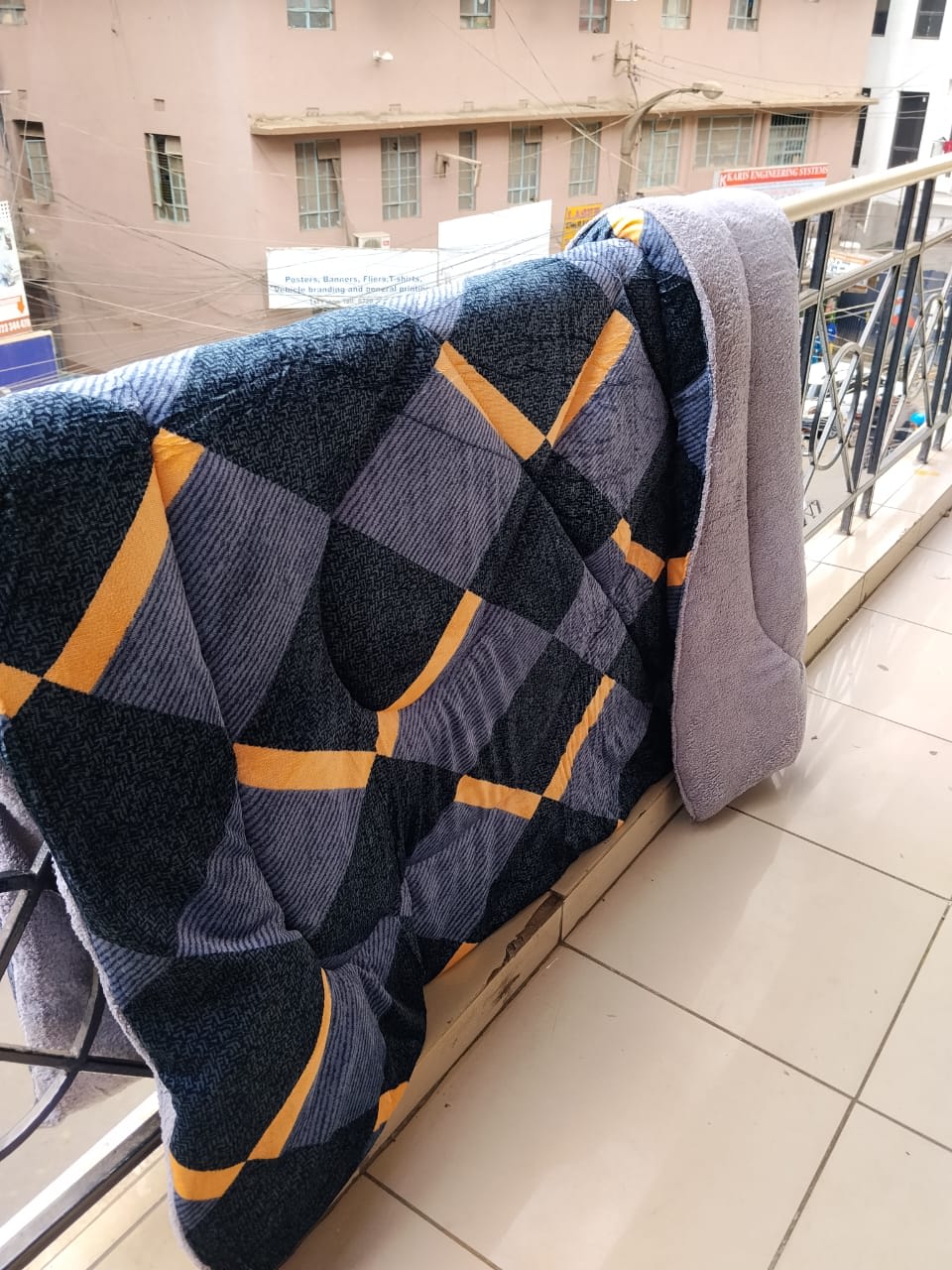 4×6 Grey Geometric Woolen Duvet for Bedroom