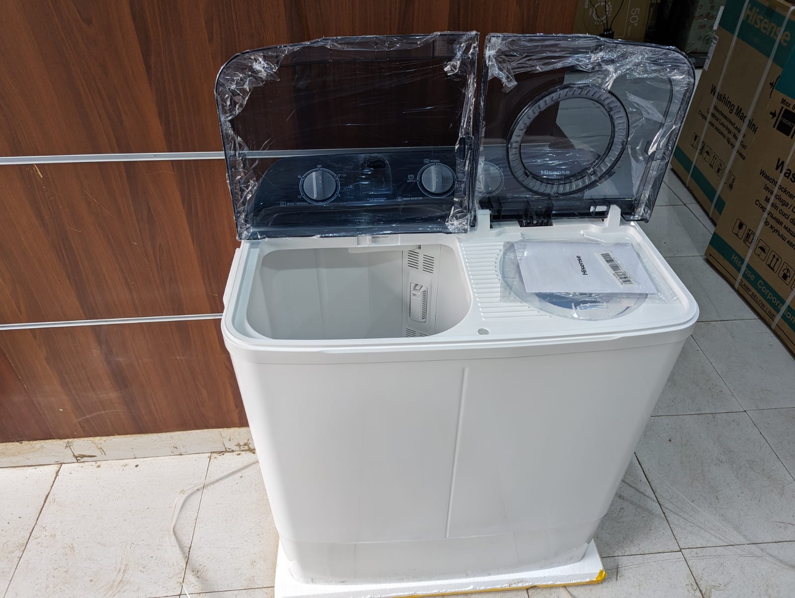 Hisense 8kg Twin Tub Washer and Spin Dryer
