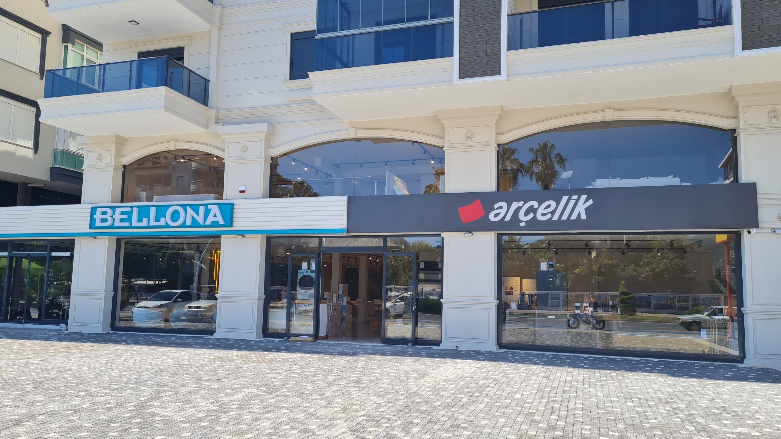 Bellona — Shops in Gazipasha