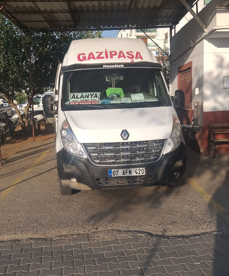 Gazipaşa Minibüs Durağı — фото 2