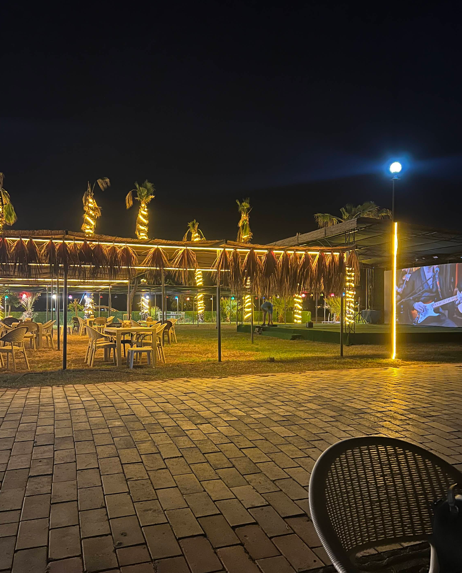 Clup Palm Beach — Restaurants and Cafes in Gazipasha