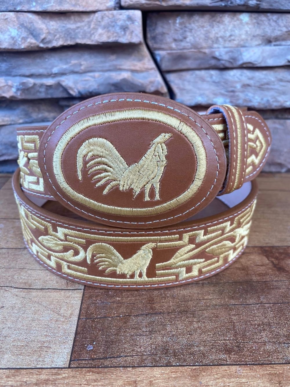 Zincho Vaquero Artesanal Gallo Dorado