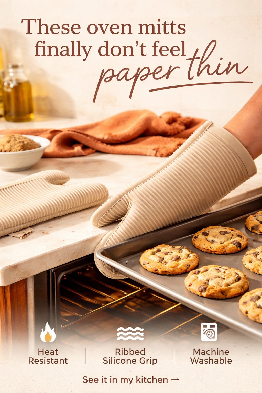 This $14 Oven Mitt Set Stopped My Burnt Fingers