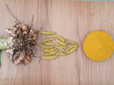 Ground turmeric 