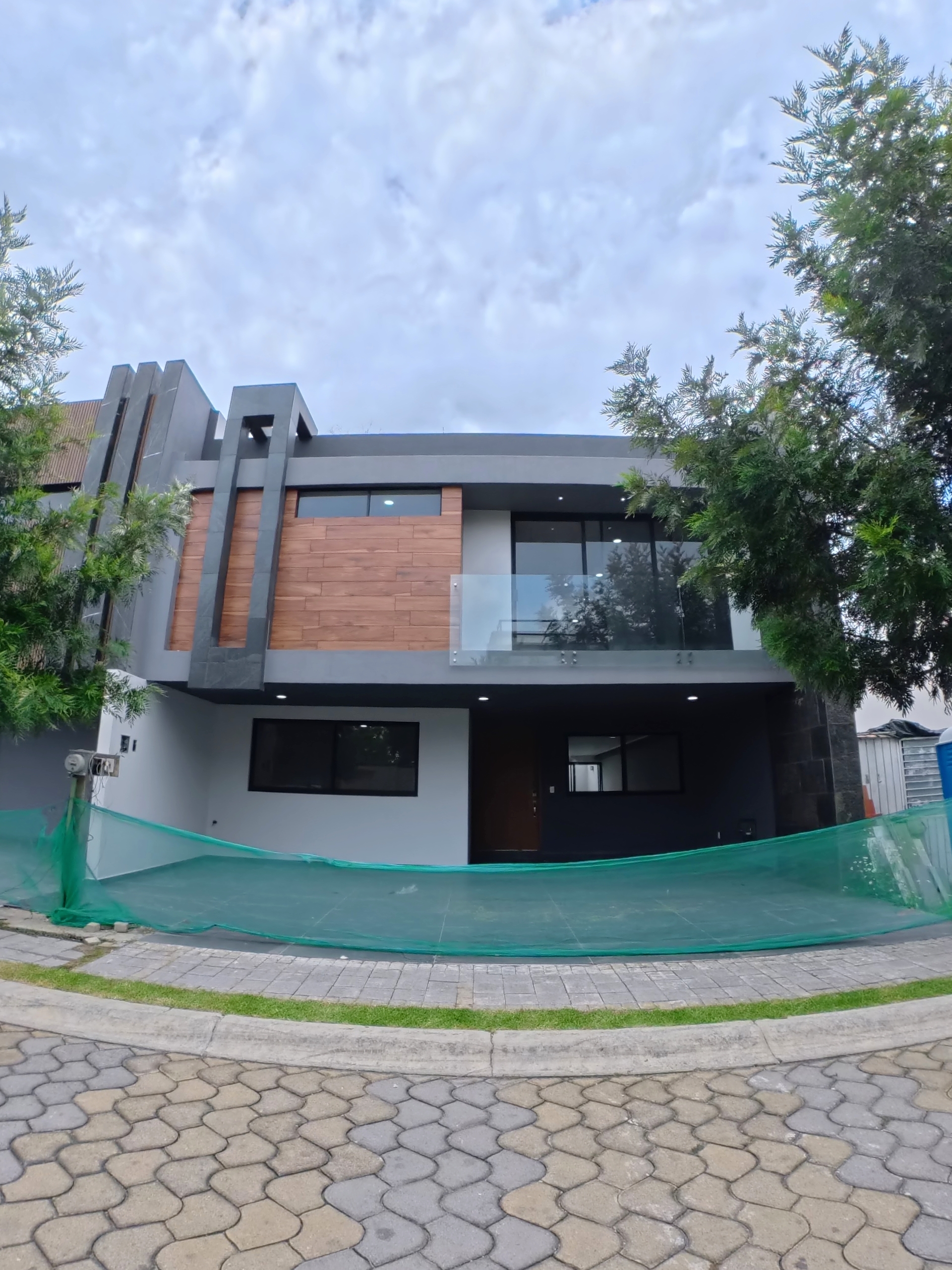 Fachada de NAVIDAD 16, Lomas de angelópolis, Puebla — recorrido 360°
