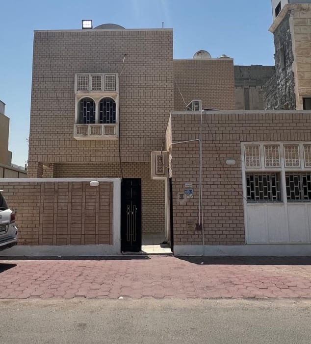 property-image-0