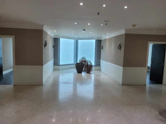 Office for Rent in Al-Sharq - 2 Bedrooms Office For Sale In Al-Sharq 