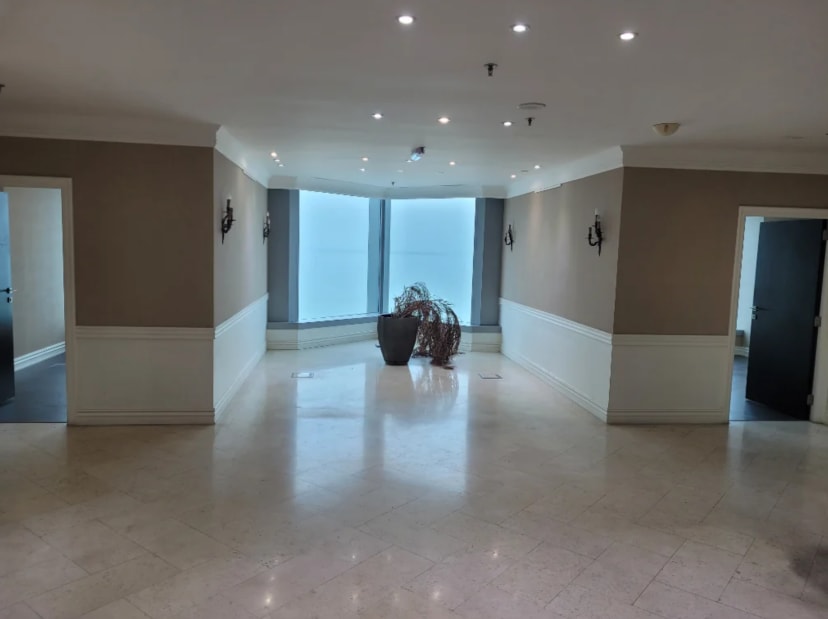 property-image-0