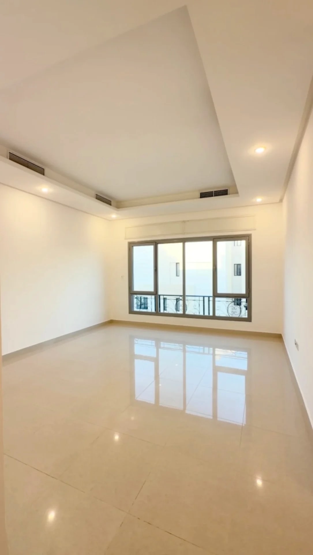 Photo 1: 3-bedroom apartment for rent in Al Masayel, Kuwait