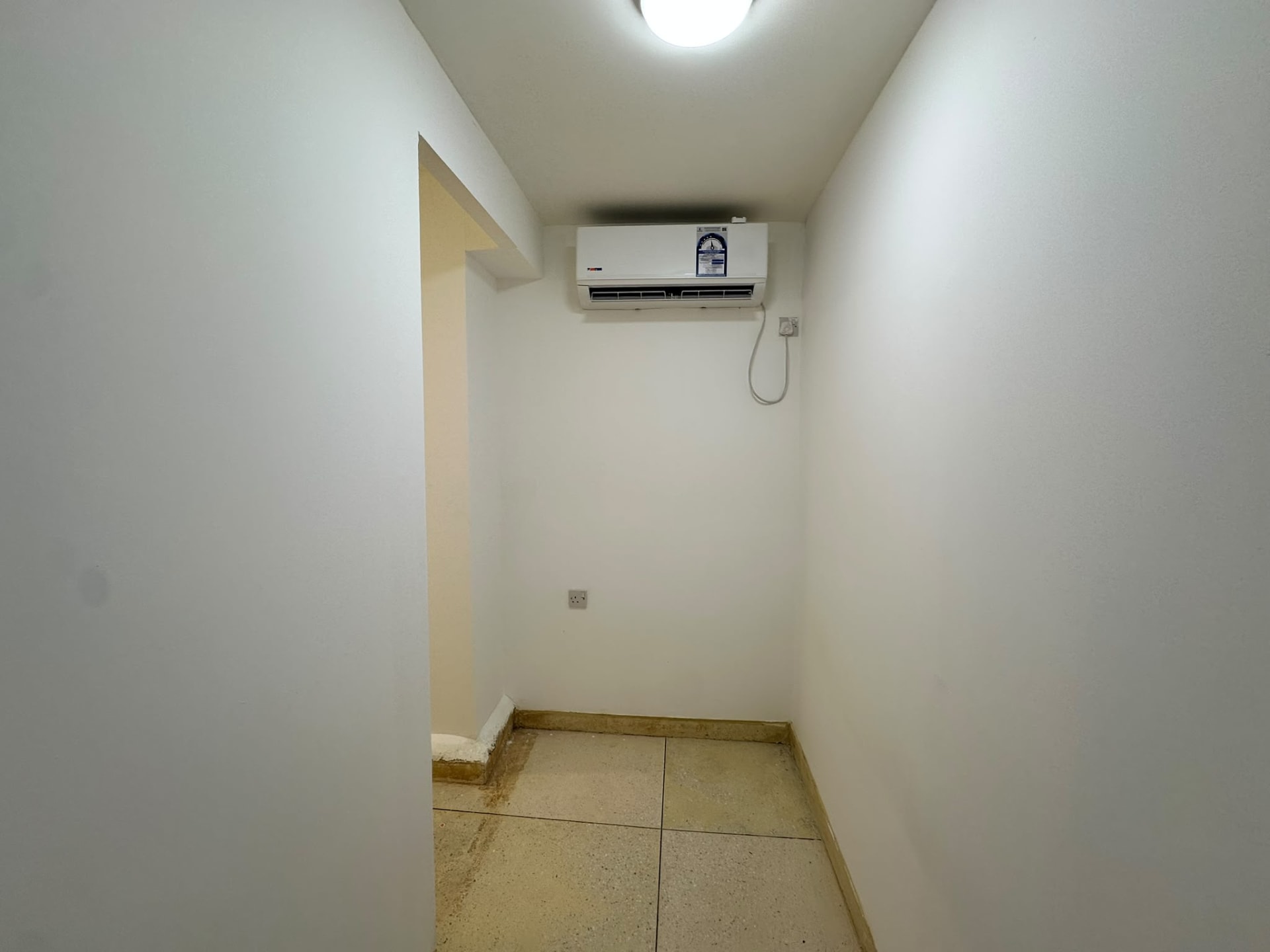 Photo 13: 4-bedroom floor for rent in Al-Adan, Kuwait