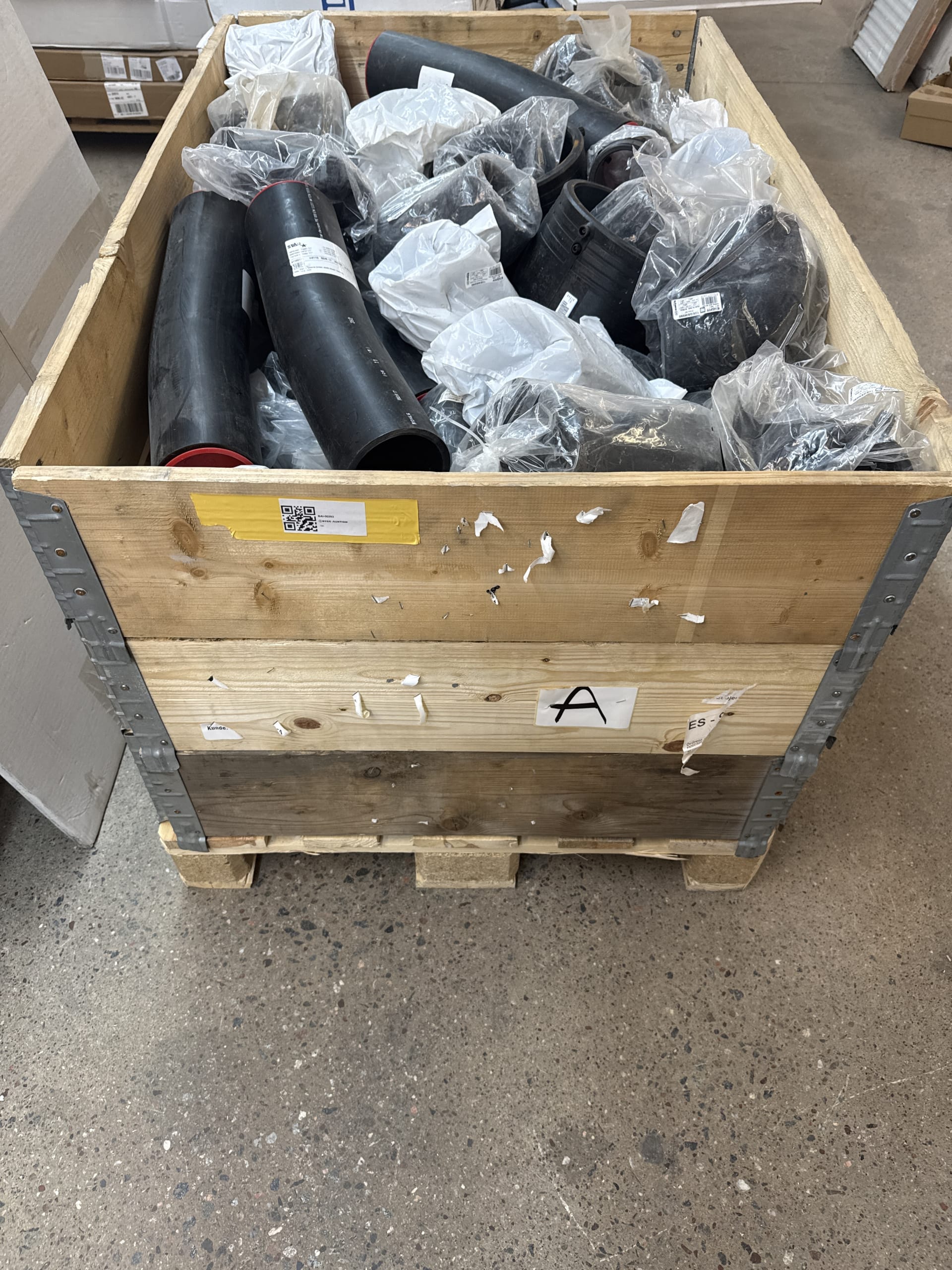Parti plastsvetsdelar i olika storlekar!
