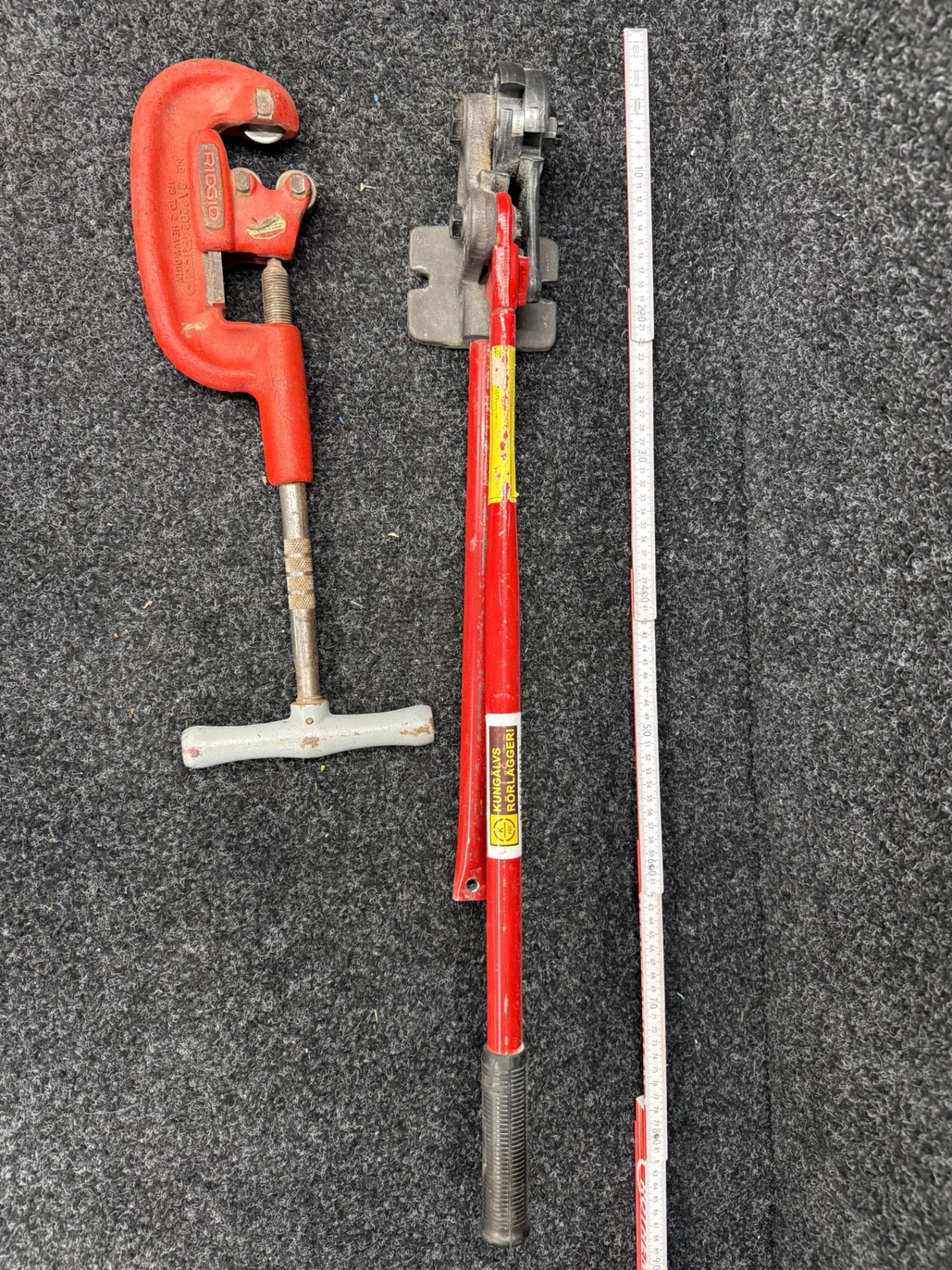 2 St RIDGID Verktyg. en röravskärare rörkniv och gängkap handverktyg 