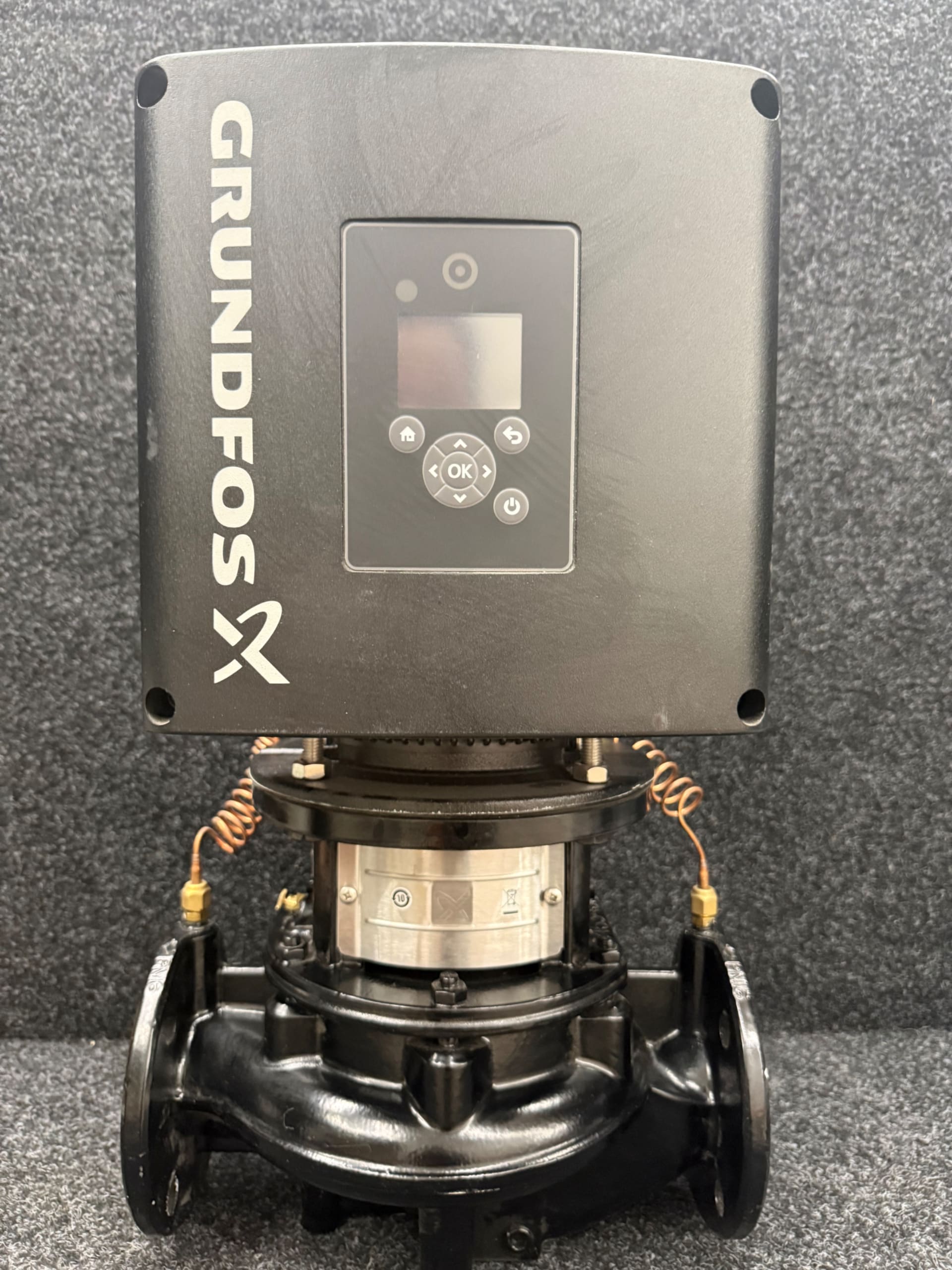 Grundfos TPE 65-210/2-S cirkulationspump inlinepump 3 kW DN65 med frekvensstyrning och tillbehör