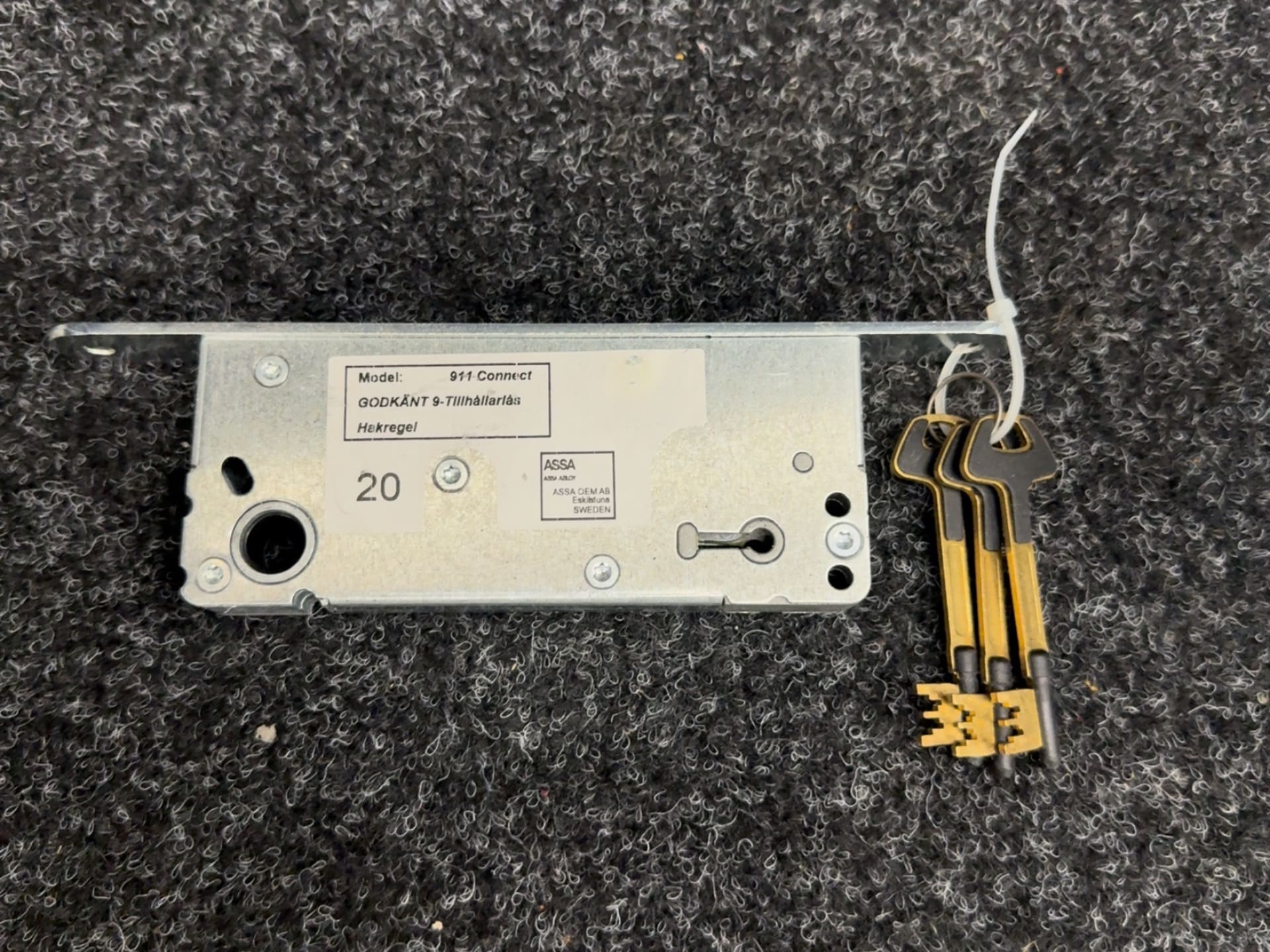 ASSA ABLOY 911 Connect låshus instickslås för dörr med 3 nycklar