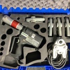 Klauke UNP 2 nätdriven pressmaskin pressverktyg med 5 st TH pressbackar TH16 TH20 TH25 TH32 TH40