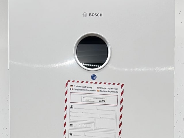Bosch Compress 3800i EW 9 frånluftsvärmepump reparationsobjekt RSK 6244526