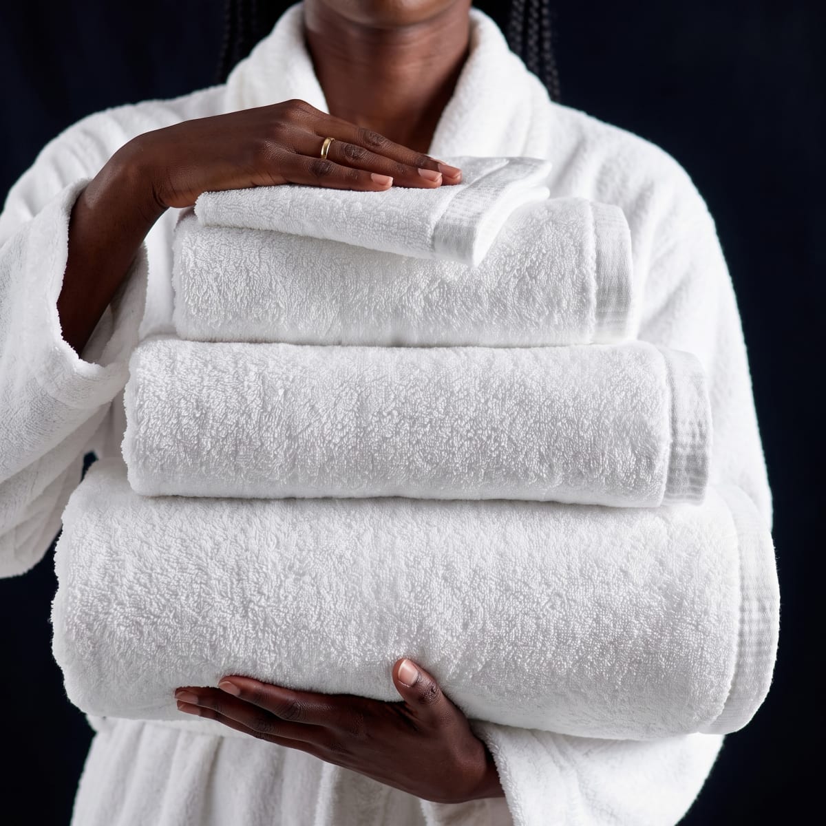 LUXURY TOWELS 3