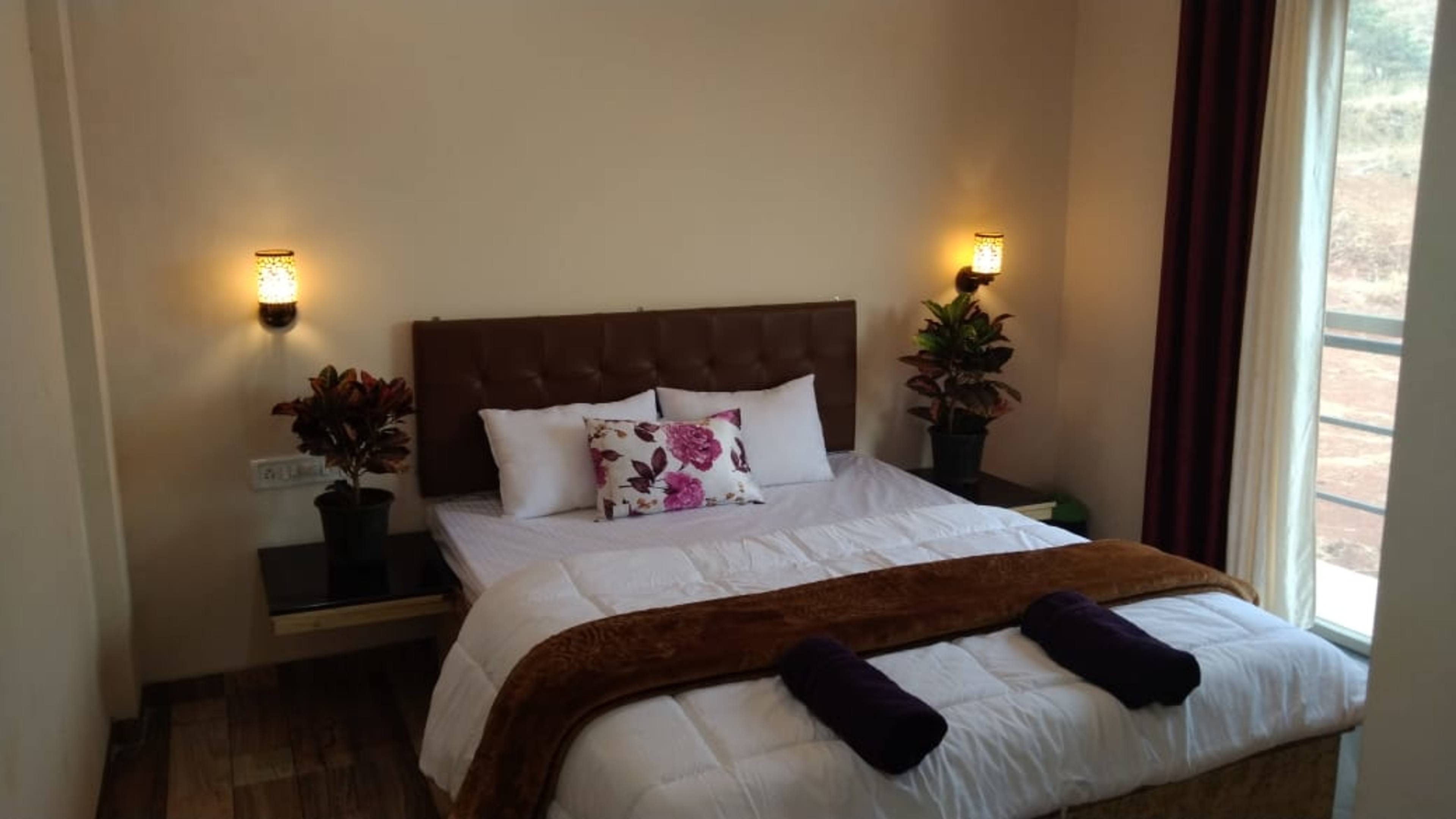 Heritage Manor Villa gallery image Wide Covered Verandas in Panchgani, Mahabaleshwar
