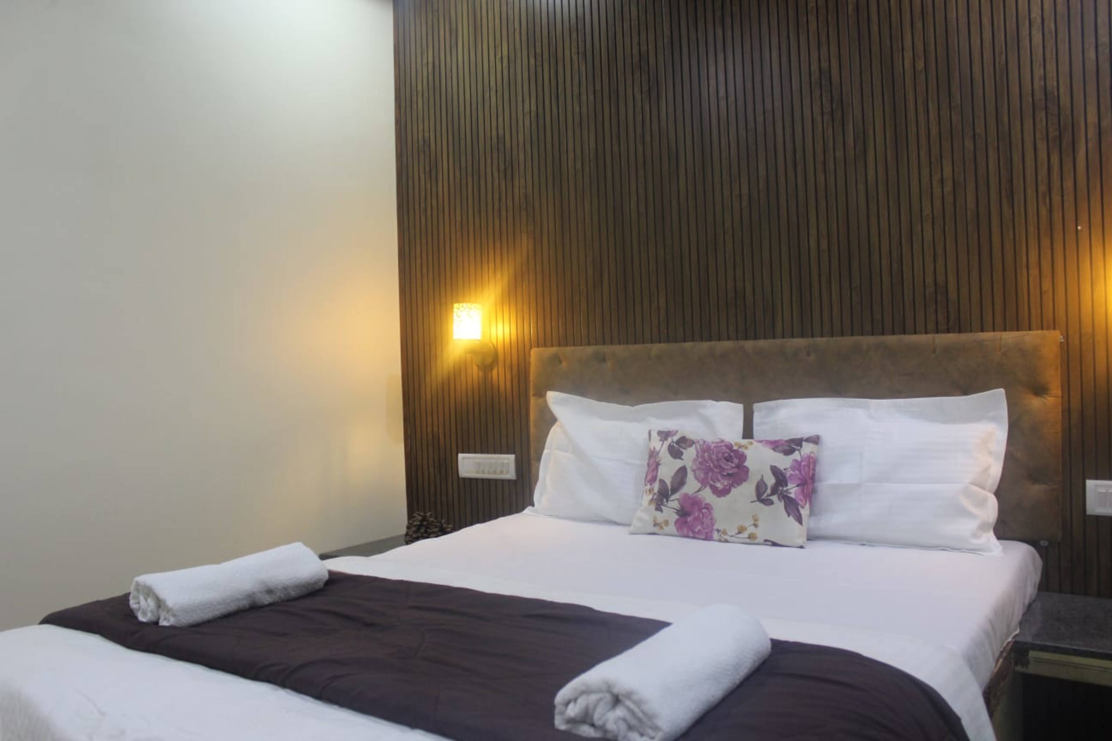 Heritage Manor Villa gallery image Large Private Pool in Panchgani, Mahabaleshwar
