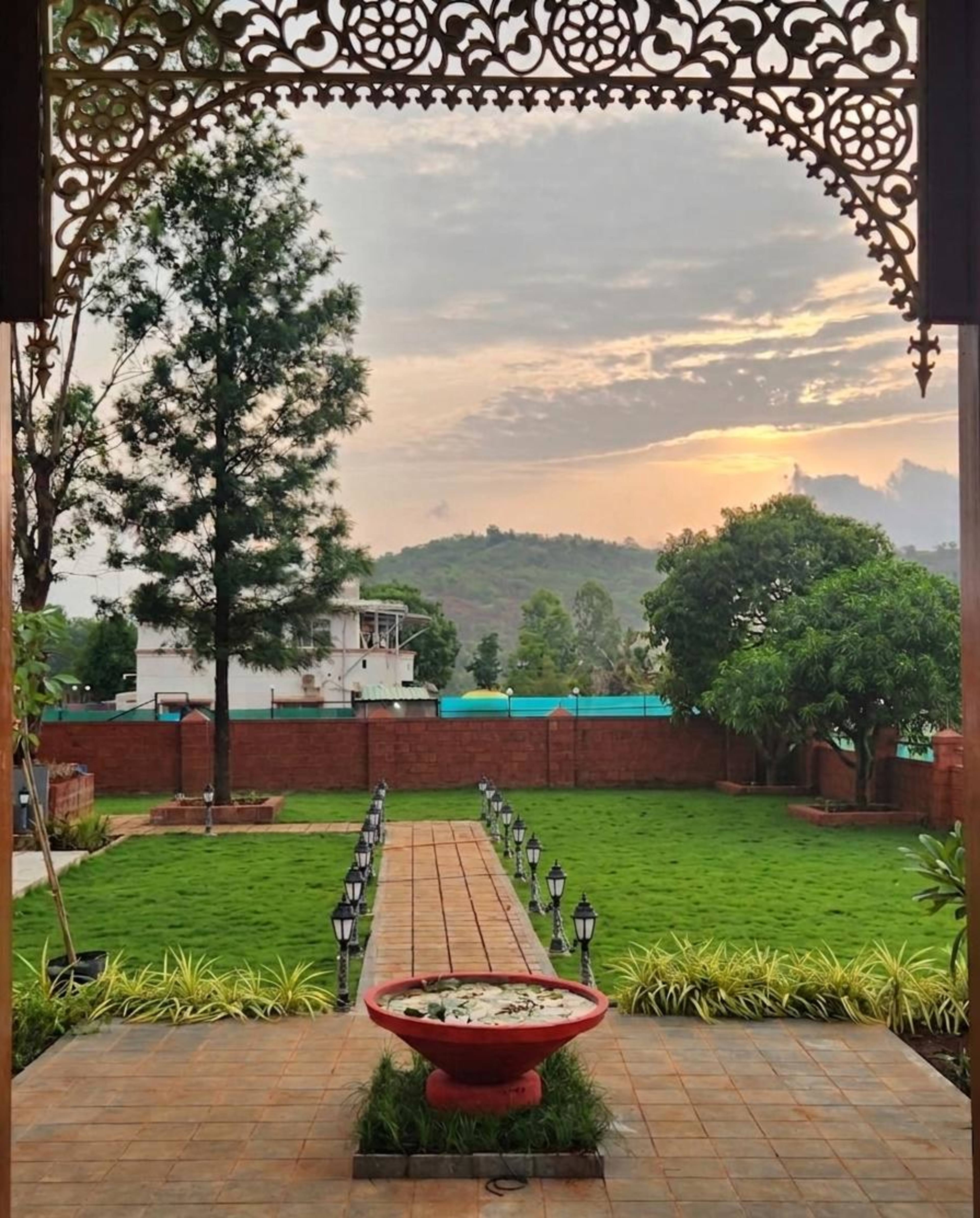 Royal Abode Estate gallery image Panoramic Valley View in Satara Mahabaleshwar Road, Mahabaleshwar